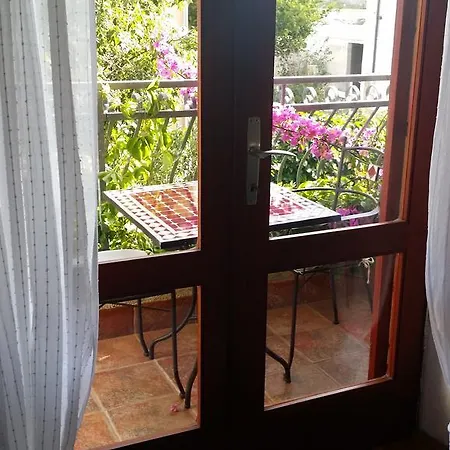 Apartment Sandra Hvar