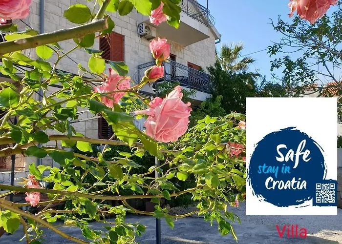 Sandra Hvar * フヴァル