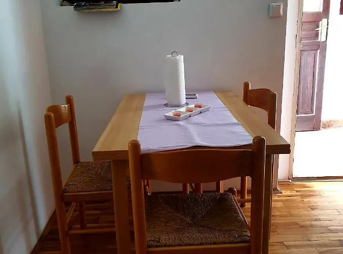 Sandra Hvar アパート フヴァル