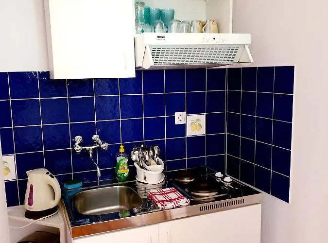 Sandra Hvar フヴァル