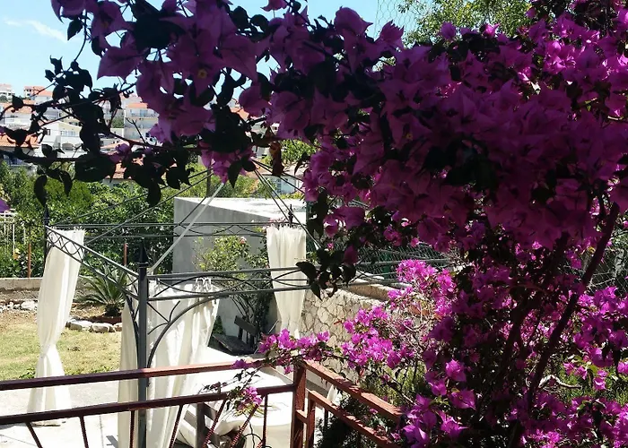 Sandra Hvar Apartament *