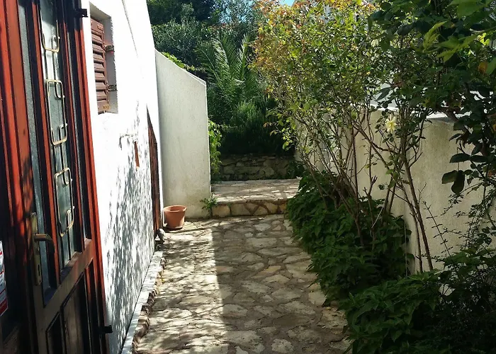 Sandra Hvar Apartamento